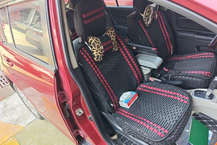 Used Venucia R50 2015 1.6L Automatic Fashion Edition Right Front Seat