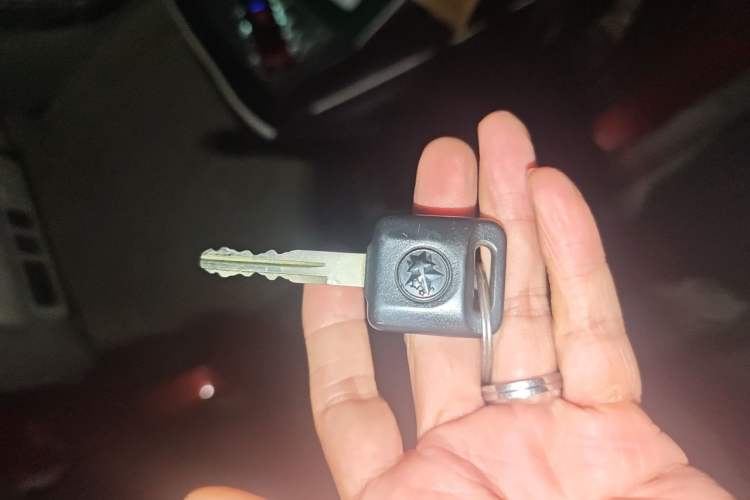 Used Venucia R50 2015 1.6L Manual Fashion Edition Vehicle Key