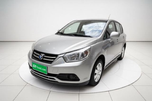 Used Venucia R50 2015 1.6L Manual Fashion Edition