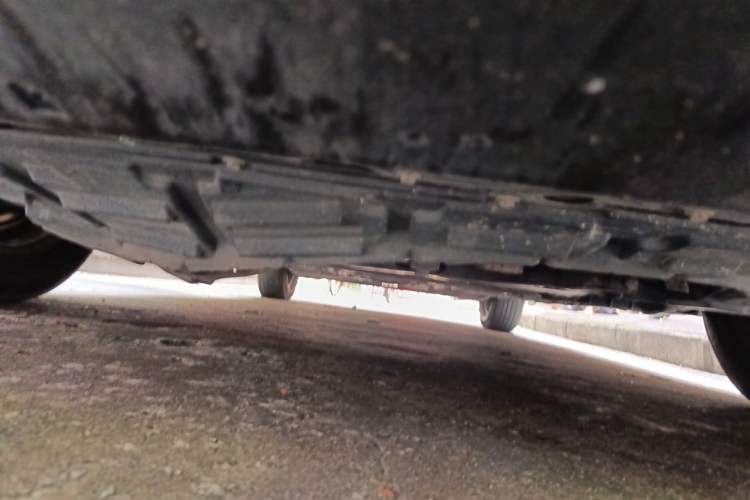 Used Venucia R50 2015 1.6L Manual Fashion Edition Chassis Front