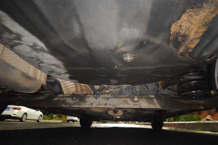 Used Venucia R50 2015 1.6L Manual Fashion Edition Chassis Rear