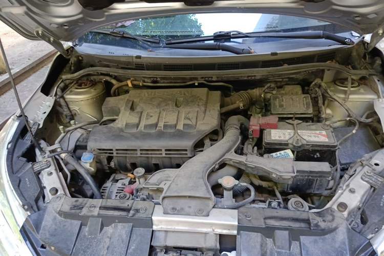Used Venucia R50 2015 1.6L Manual Fashion Edition Engine Bay