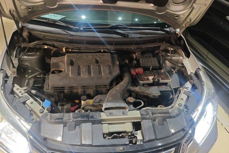 Used Venucia R50 2015 1.6L Automatic Fashion Edition Engine Bay
