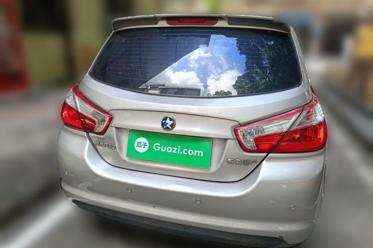 Used Venucia R50 2015 1.6L Manual Fashion Edition Rear