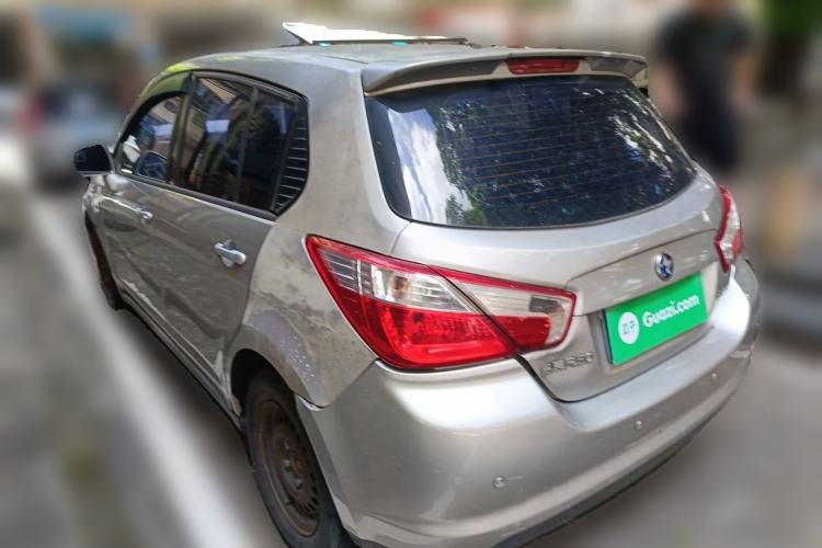 Used Venucia R50 2015 1.6L Manual Fashion Edition Rear Left 45 Deg