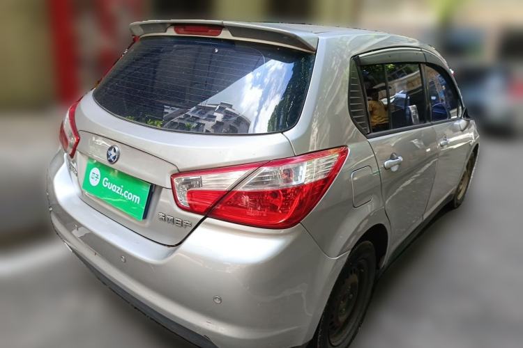 Used Venucia R50 2015 1.6L Manual Fashion Edition Rear Right 45 Deg