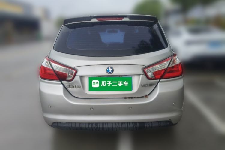 Used Venucia R50 2015 1.6L Manual Fashion Edition Rear