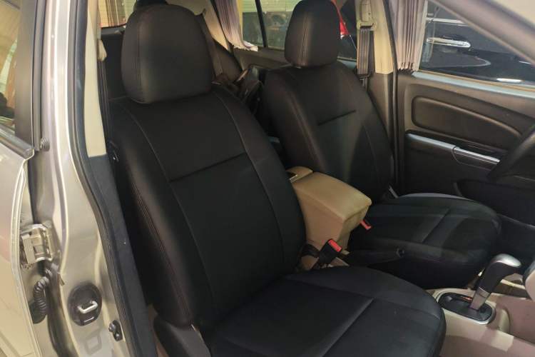 Used Venucia R50 2015 1.6L Automatic Fashion Edition Right Front Seat