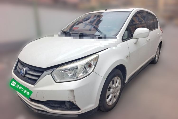 Used Venucia R50 2015 1.6L Manual Luxury Edition Guazi used car, China used car export, Used car for sale, Used  cars, Cheapest cars for sale
