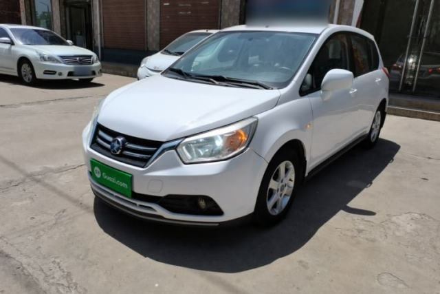 Used Venucia R50 2015 1.6L Manual Fashion Edition
