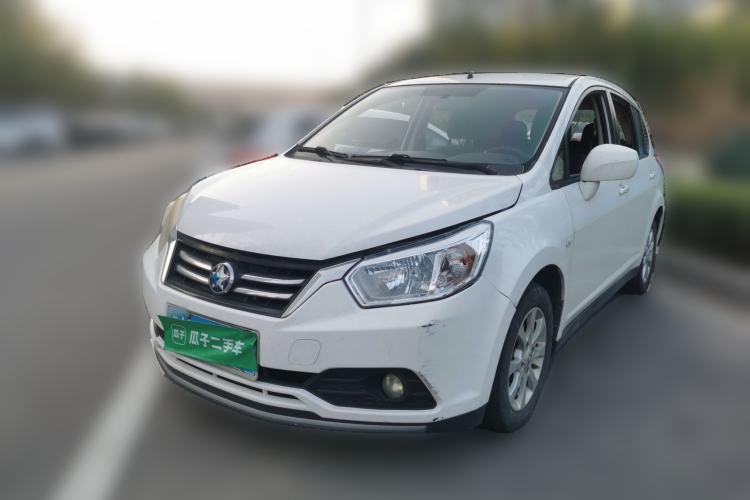 Used Venucia R50 2015 1.6L Manual Fashion Edition Guazi used car, China used car export, Used car for sale, Used Venucia cars, Cheapest cars for sale