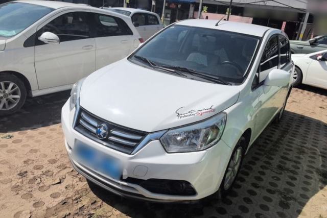 Used Venucia R50 2015 1.6L Manual Fashion Edition