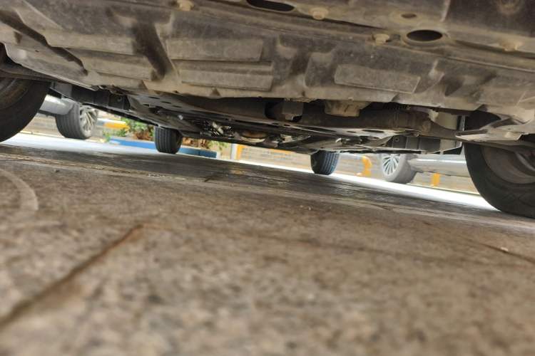 Used Venucia R50 2015 1.6L Manual Fashion Edition Chassis Front