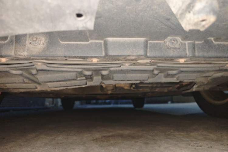 Used Venucia R50 2015 1.6L Automatic Fashion Edition Chassis Front