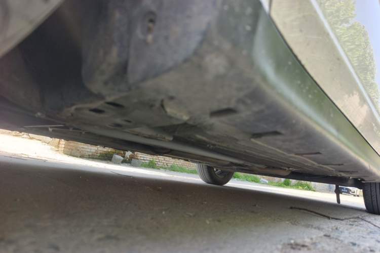 Used Venucia R50 2015 1.6L Manual Fashion Edition Chassis Front Left