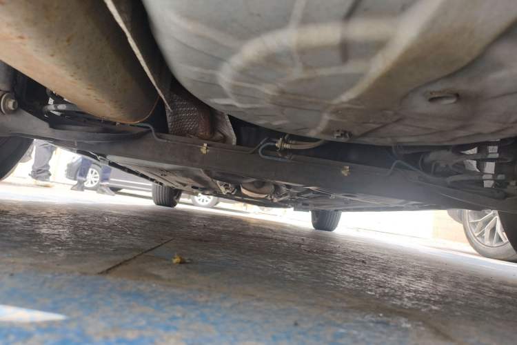 Used Venucia R50 2015 1.6L Manual Fashion Edition Chassis Rear
