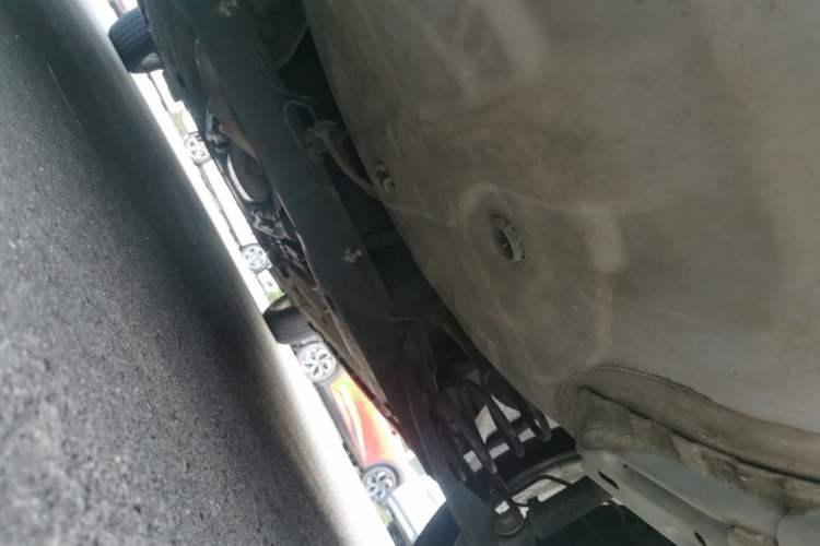 Used Venucia R50 2015 1.6L Manual Fashion Edition Chassis Rear