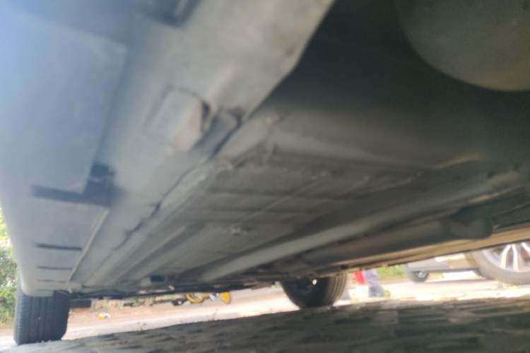 Used Venucia R50 2015 1.6L Automatic Fashion Edition Chassis Rear Left