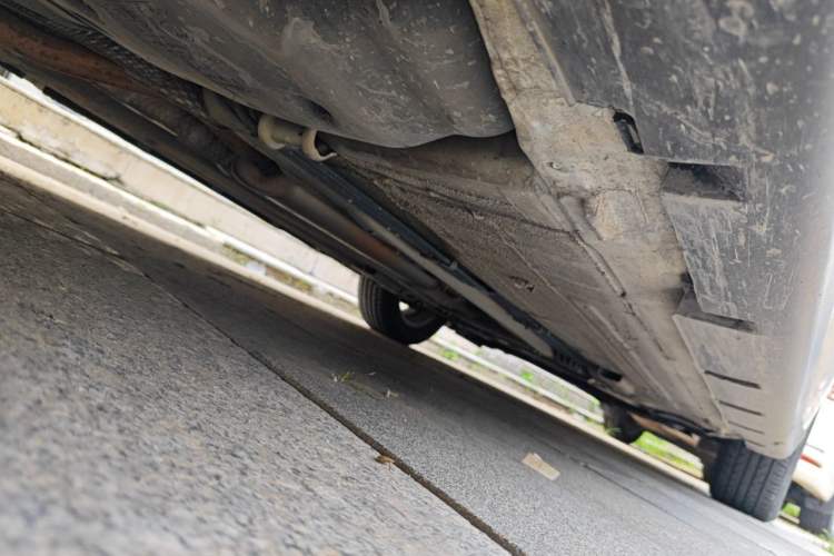 Used Venucia R50 2015 1.6L Manual Fashion Edition Chassis Rear Right