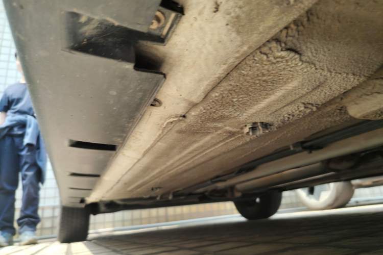 Used Venucia R50 2015 1.6L Automatic Fashion Edition Chassis Rear Right