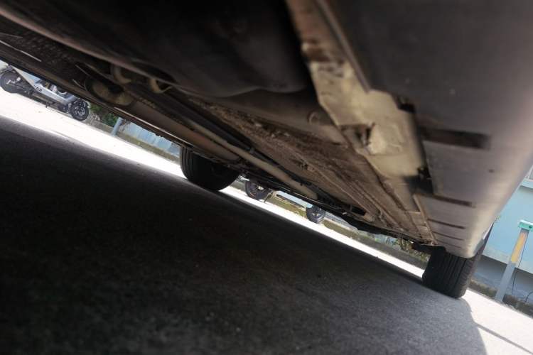 Used Venucia R50 2015 1.6L Manual Fashion Edition Chassis Rear Right