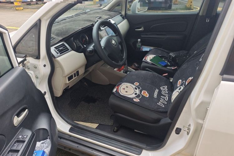 Used Venucia R50 2015 1.6L Automatic Fashion Edition Driver Seat