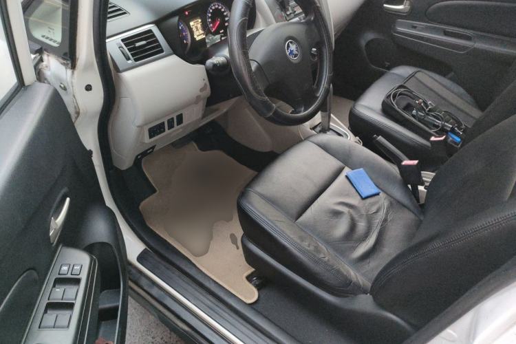 Used Venucia R50 2015 1.6L Automatic Fashion Edition Driver Seat
