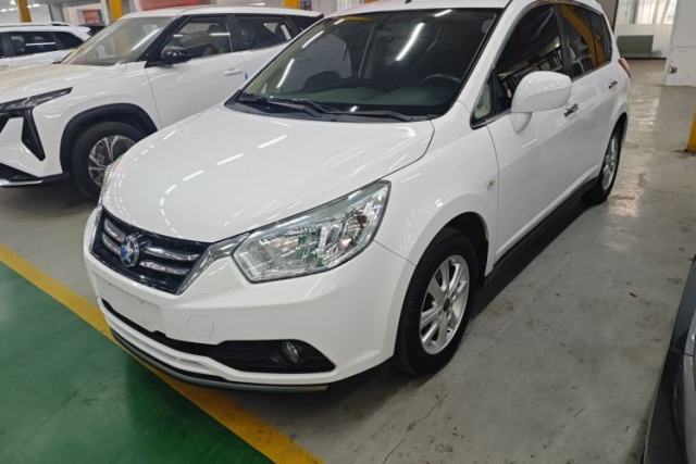 Used Venucia R50 2015 1.6L Manual Fashion Edition