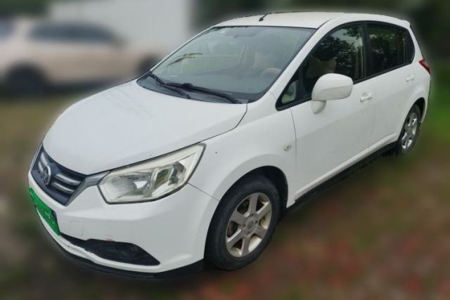 Used Venucia R50 2015 1.6L Automatic Fashion Edition