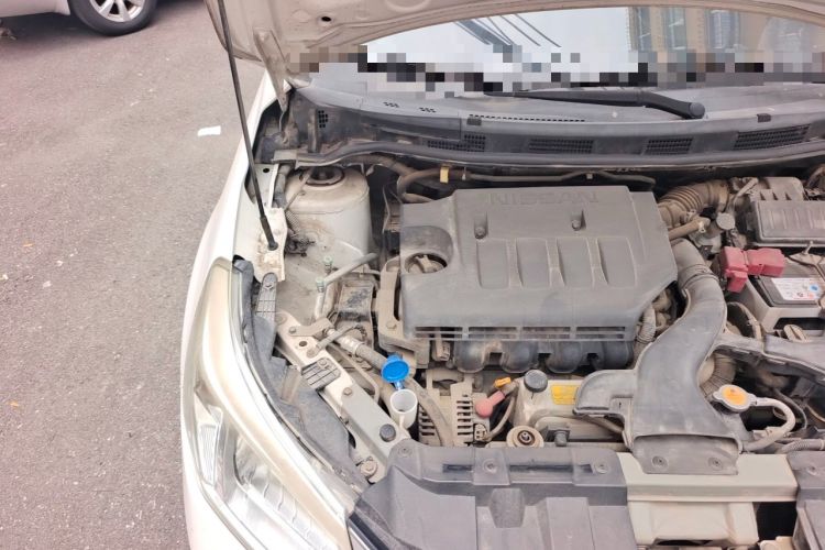Used Venucia R50 2015 1.6L Manual Luxury Edition Engine Bay Right