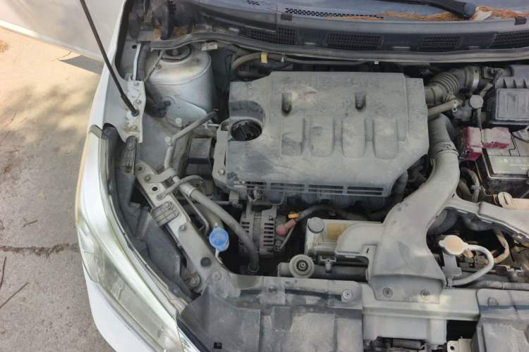 Used Venucia R50 2015 1.6L Manual Fashion Edition Engine Bay Right