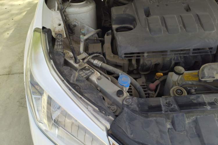 Used Venucia R50 2015 1.6L Manual Fashion Edition Engine Bay Right