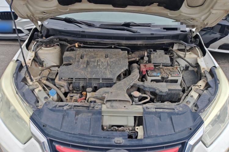 Used Venucia R50 2015 1.6L Automatic Fashion Edition Engine Bay
