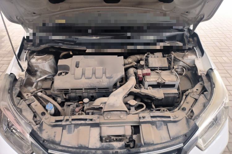 Used Venucia R50 2015 1.6L Manual Fashion Edition Engine Bay