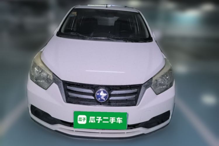 Used Venucia R50 2015 1.6L Manual Fashion Edition Front