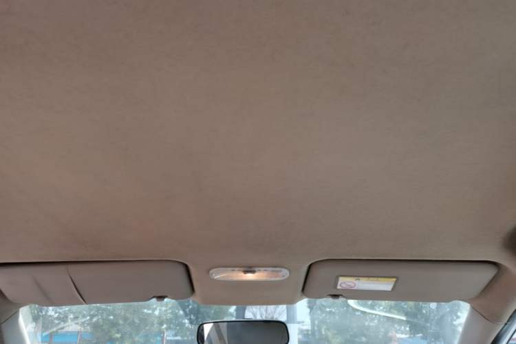 Used Venucia R50 2015 1.6L Manual Fashion Edition Headliner