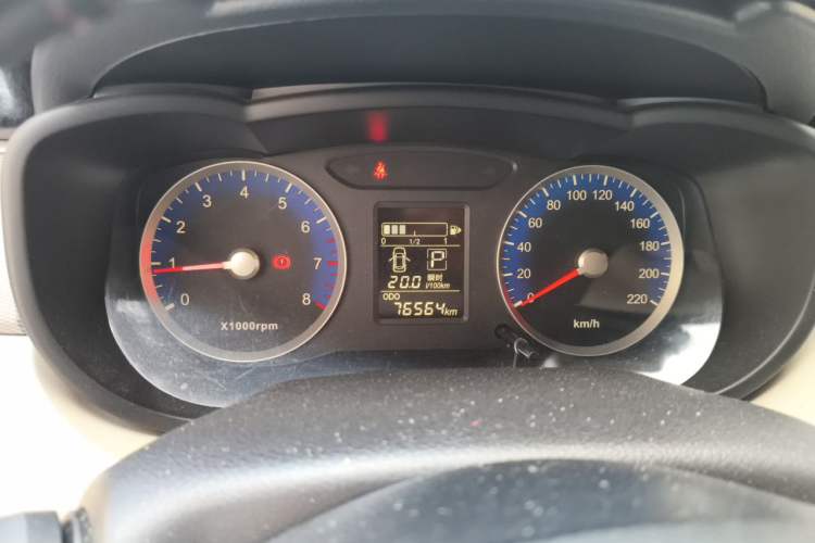 Used Venucia R50 2015 1.6L Automatic Fashion Edition Instrument Cluster