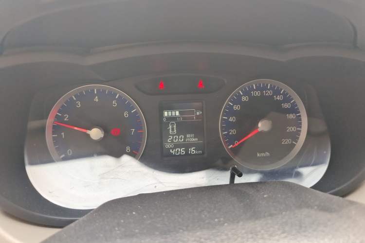Used Venucia R50 2015 1.6L Manual Luxury Edition Instrument Cluster