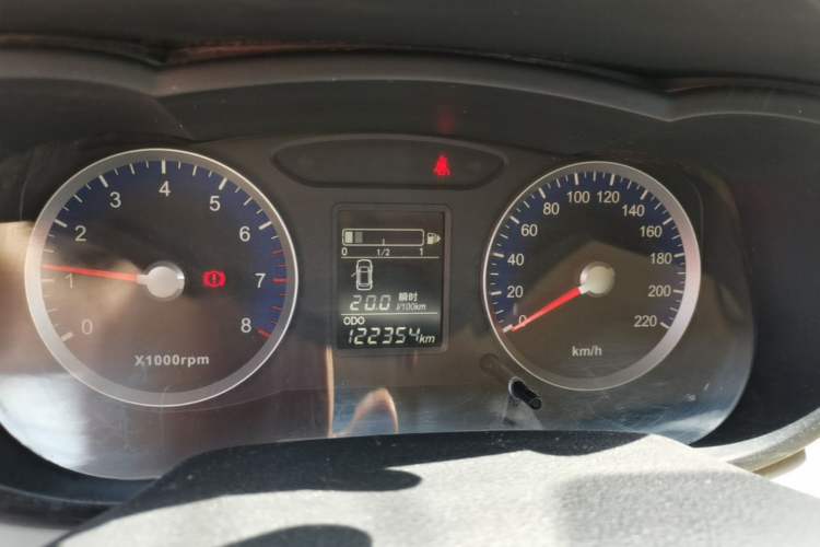 Used Venucia R50 2015 1.6L Manual Fashion Edition Instrument Cluster