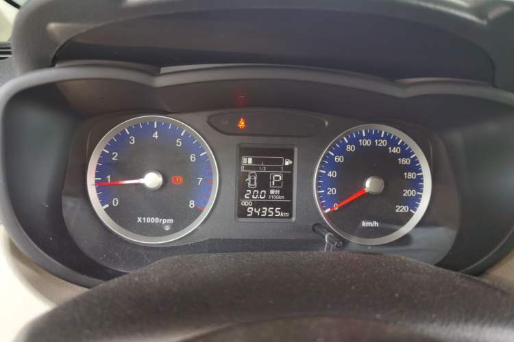 Used Venucia R50 2015 1.6L Automatic Fashion Edition Instrument Cluster