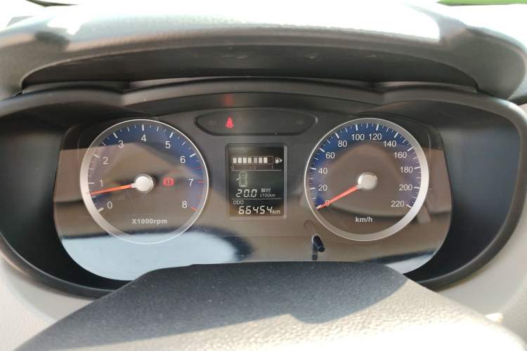 Used Venucia R50 2015 1.6L Manual Fashion Edition Instrument Cluster