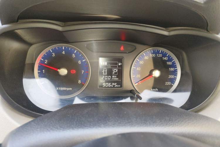 Used Venucia R50 2015 1.6L Automatic Fashion Edition Instrument Cluster