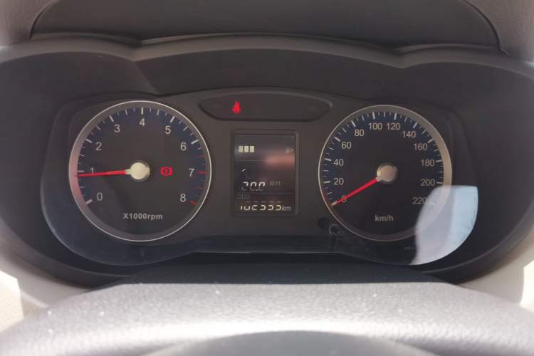 Used Venucia R50 2015 1.6L Manual Fashion Edition Instrument Cluster