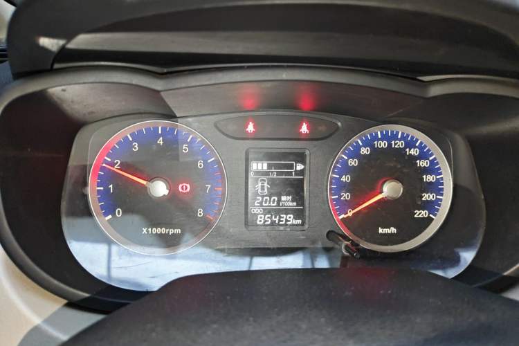 Used Venucia R50 2015 1.6L Manual Fashion Edition Instrument Cluster