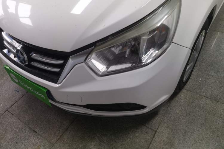 Used Venucia R50 2015 1.6L Automatic Fashion Edition Left Front Headlight