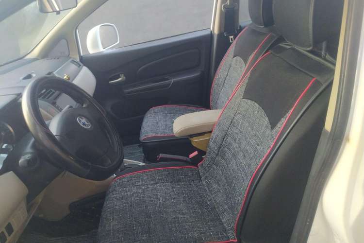 Used Venucia R50 2015 1.6L Automatic Fashion Edition Left Front Seat