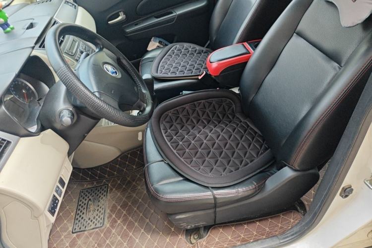 Used Venucia R50 2015 1.6L Manual Fashion Edition Left Front Seat
