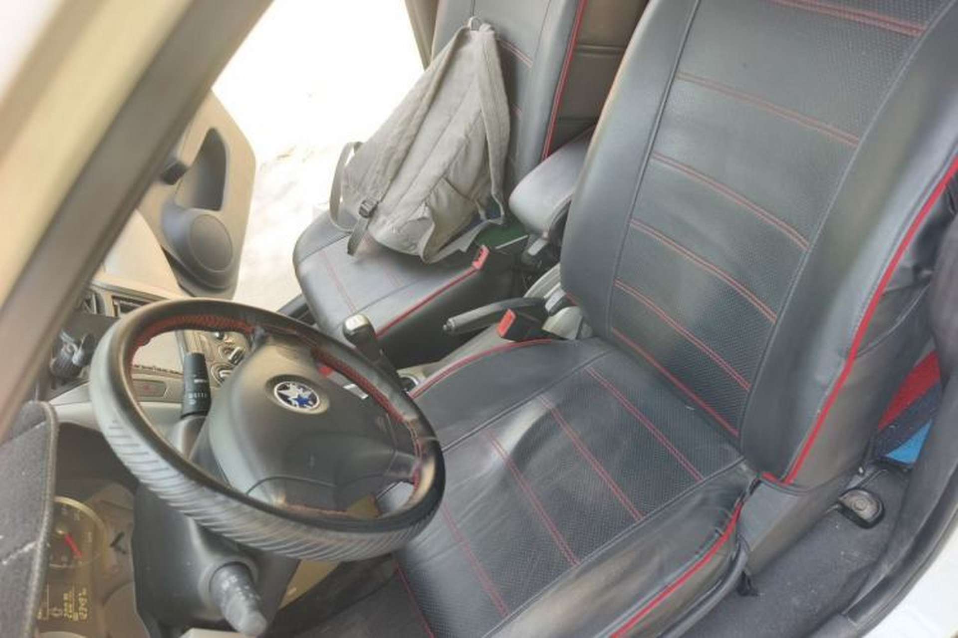 Used Venucia R50 2015 1.6L Manual Fashion Edition Left Front Seat