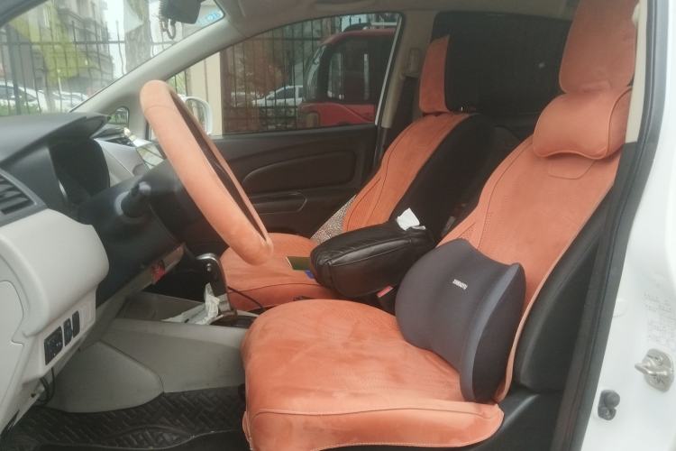 Used Venucia R50 2015 1.6L Automatic Fashion Edition Left Front Seat