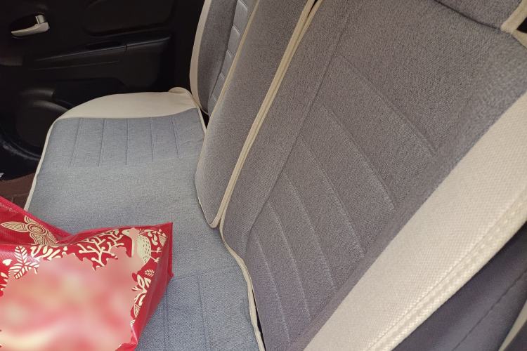 Used Venucia R50 2015 1.6L Automatic Fashion Edition Left Rear Seat